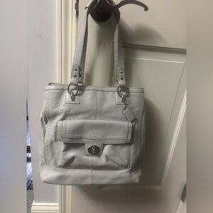 Coach Penelope F19264 tote shoulder bag in light grey pebbled leather EUC
